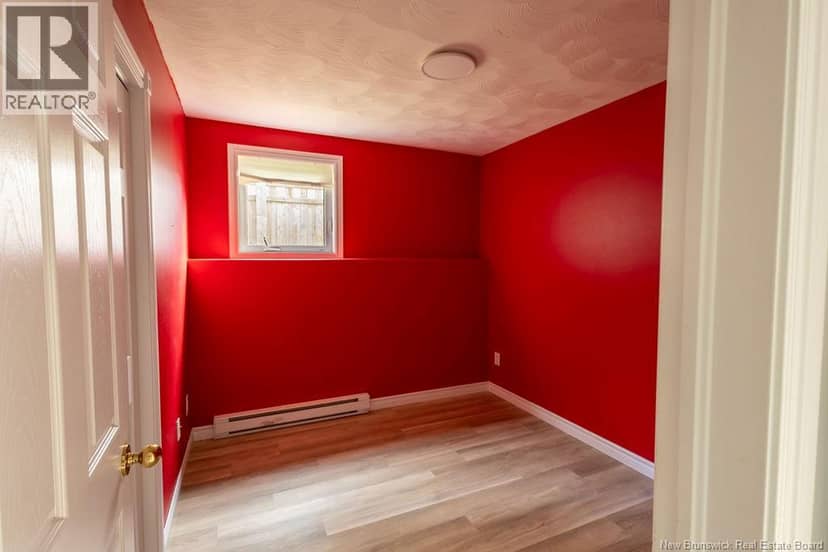 142 Jordan Crescent — photo 11 of 25