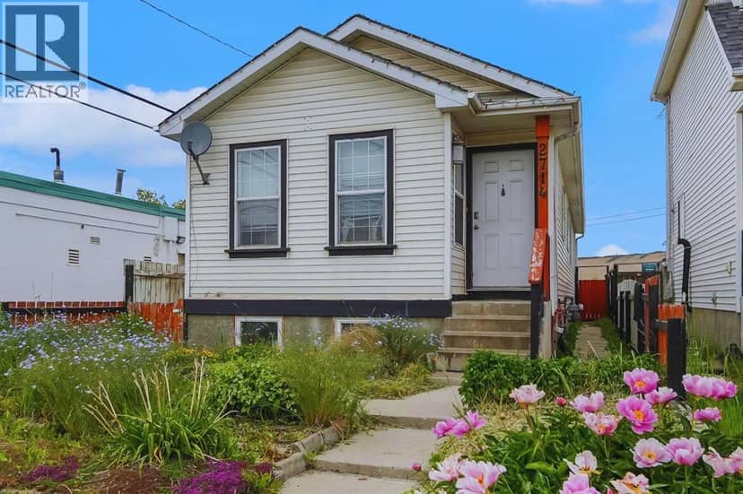 2714 74 Avenue SE, Calgary, photo 2