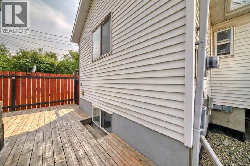 2714 74 Avenue SE — photo 20 of 25