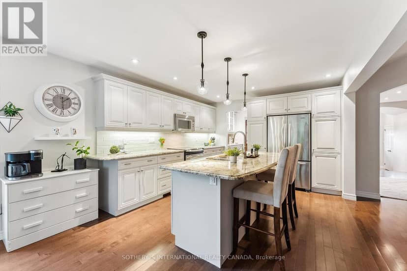 33 South Harbour Drive — photo 21 of 40