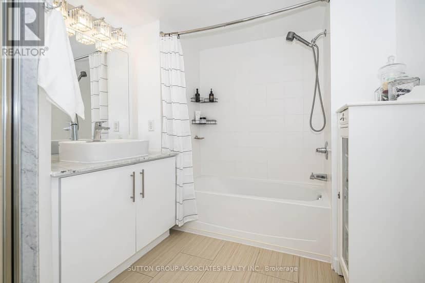 PH7 - 539 Jarvis Street — photo 24 of 40