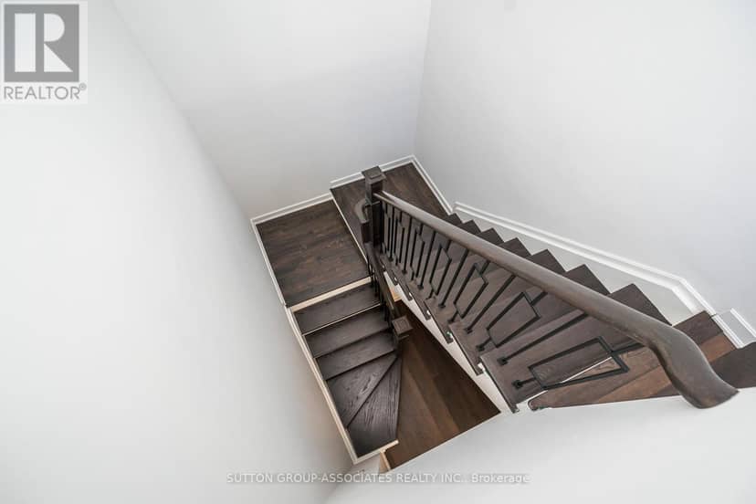 PH7 - 539 Jarvis Street — photo 33 of 40