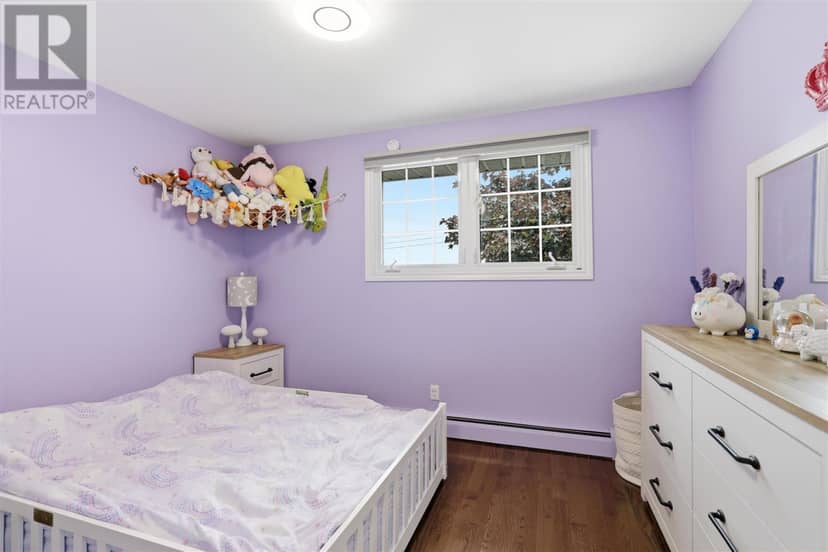 309 Whitney AVE — photo 17 of 40