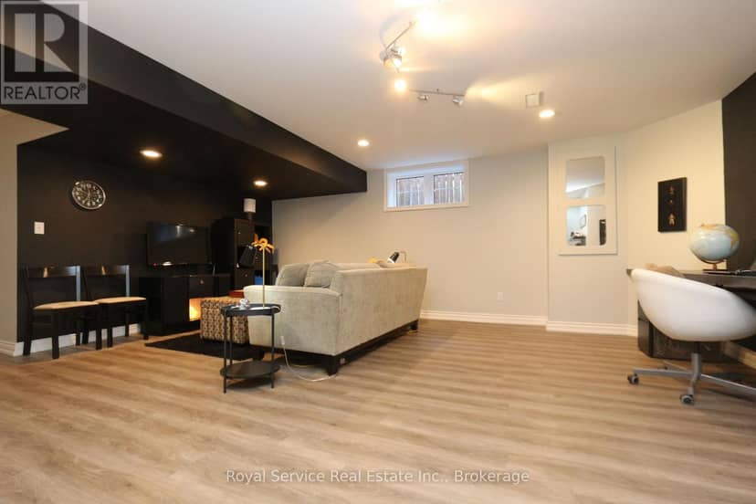 88 Simpson Avenue — photo 39 of 40