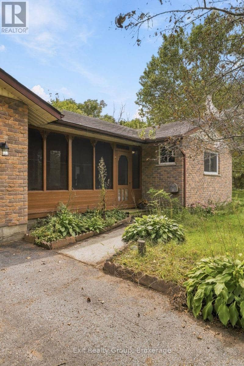 31 Ridge Road, Prince Edward County, photo 5