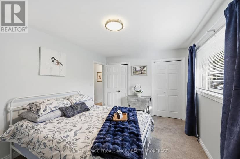 503 Canterbury Crescent — photo 39 of 40