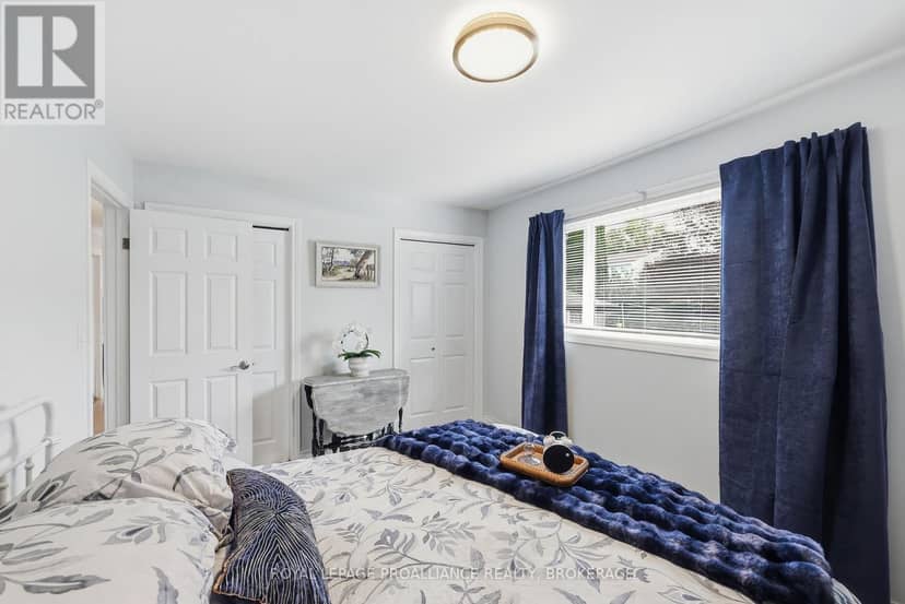 503 Canterbury Crescent — photo 40 of 40