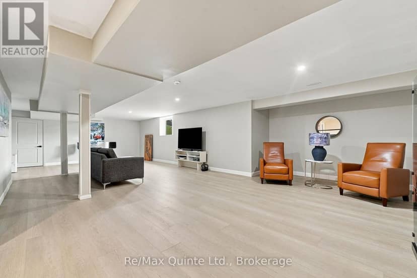 61 Hastings Park Drive — photo 28 of 40