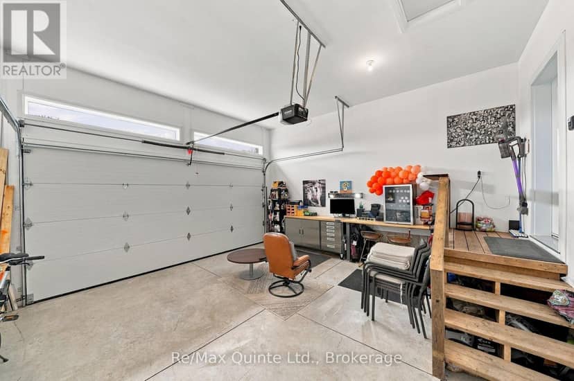 61 Hastings Park Drive — photo 36 of 40