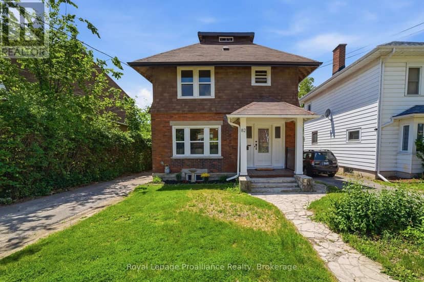 82 Marmora Street — photo 2 of 40