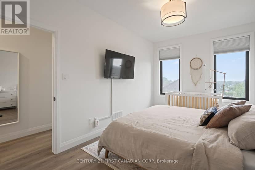 45 - 3900 Savoy Street — photo 19 of 39