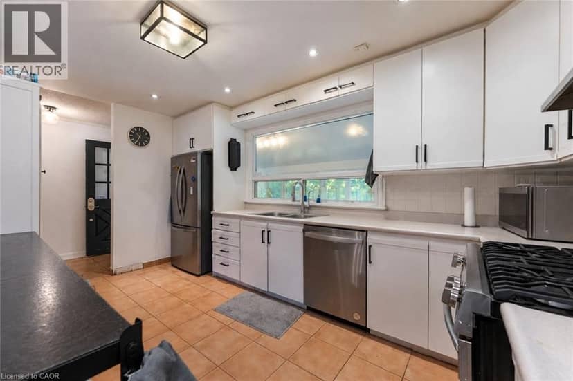 505 PATRICIA Drive — photo 8 of 26