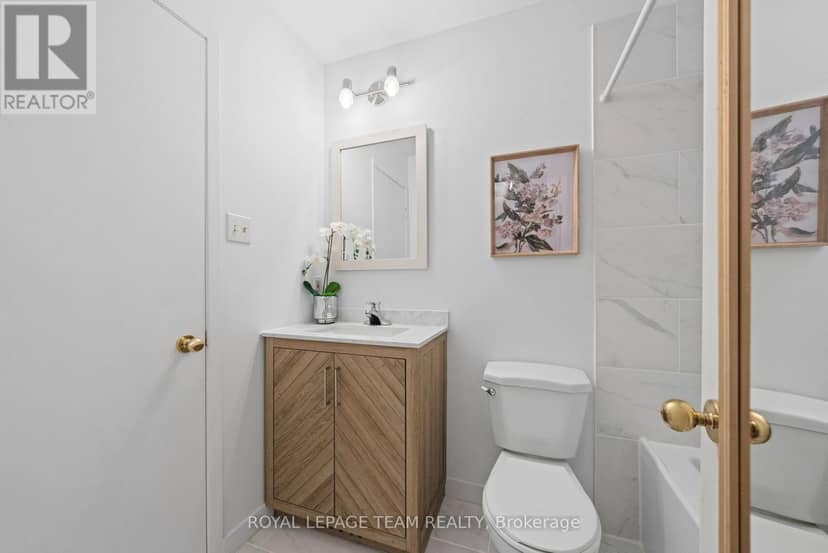 B - 5744 Andrasi Crescent — photo 22 of 40