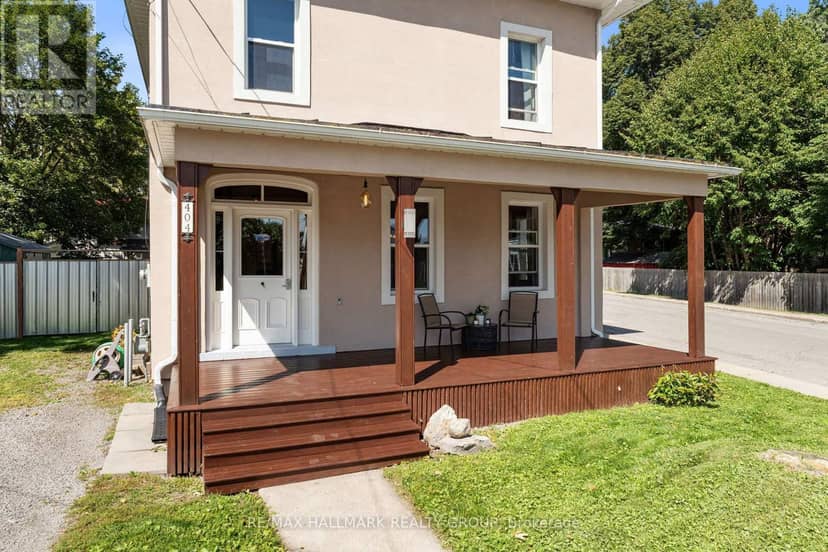 404 Henry Street W, Prescott, photo 3