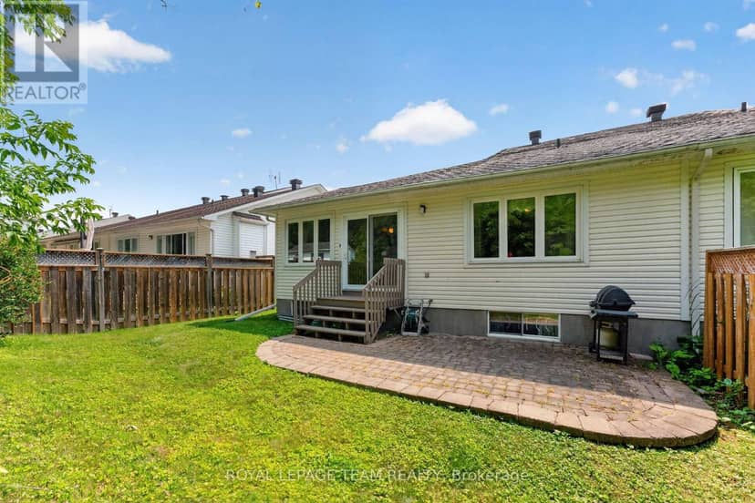 35 Billingham Crescent — photo 9 of 40