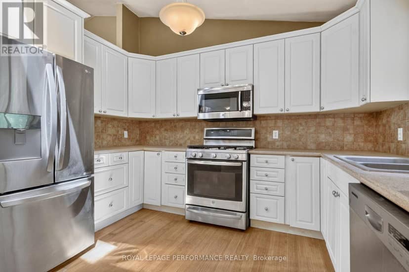 508 Maley Street — photo 10 of 40
