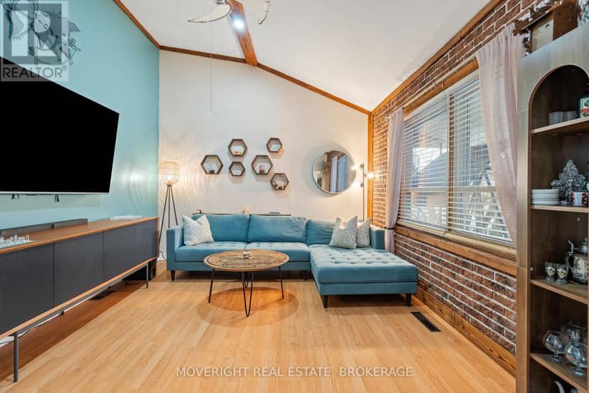618 Lincoln Street — photo 2 of 27