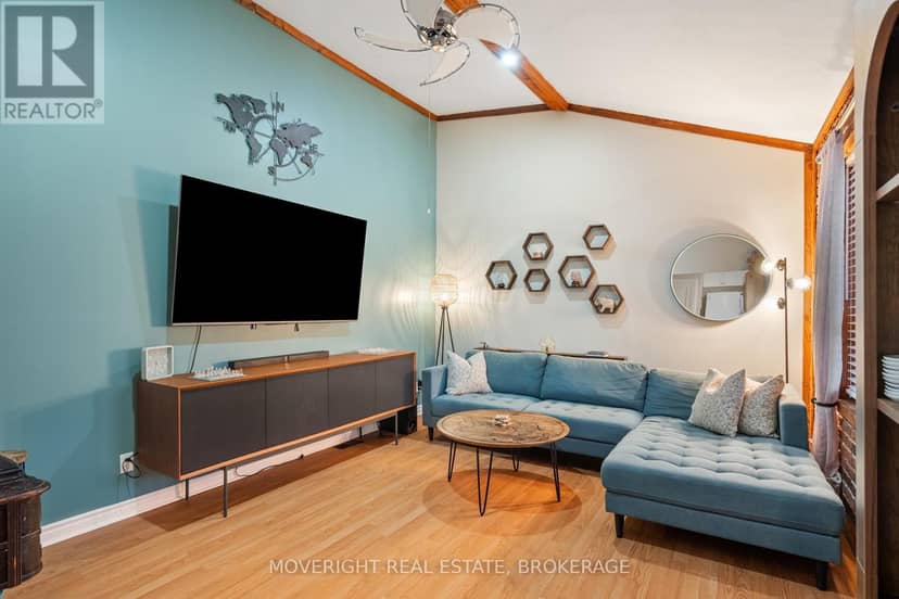 618 Lincoln Street — photo 3 of 27