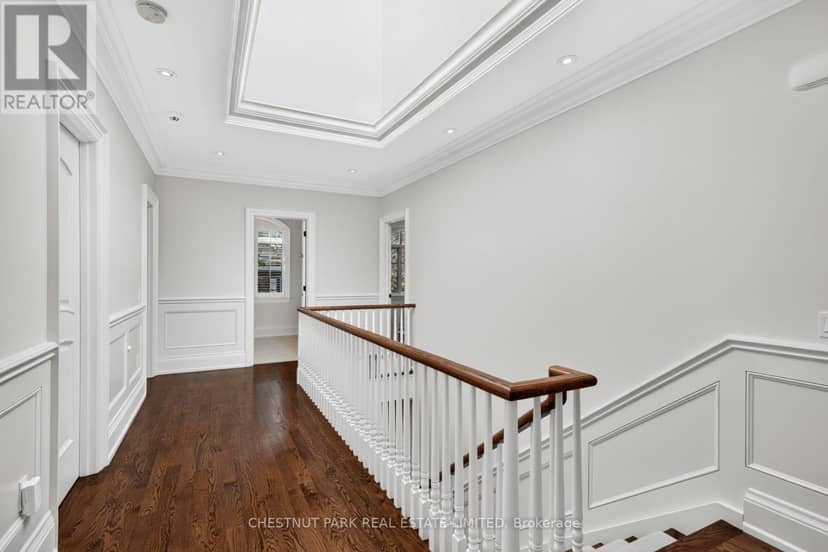 179 Yonge Boulevard — photo 22 of 40