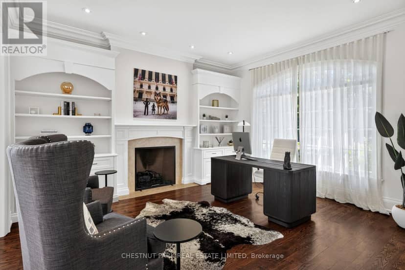 179 Yonge Boulevard — photo 4 of 40
