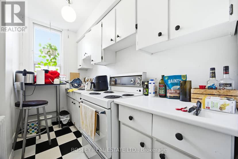85 Walmer Road — photo 19 of 40