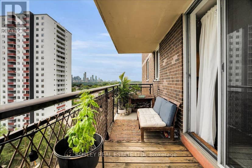 1102 - 1145 Logan Avenue, Toronto, photo 5