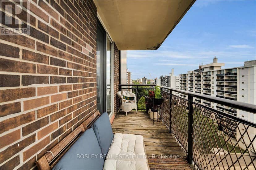 1102 - 1145 Logan Avenue, Toronto, photo 6