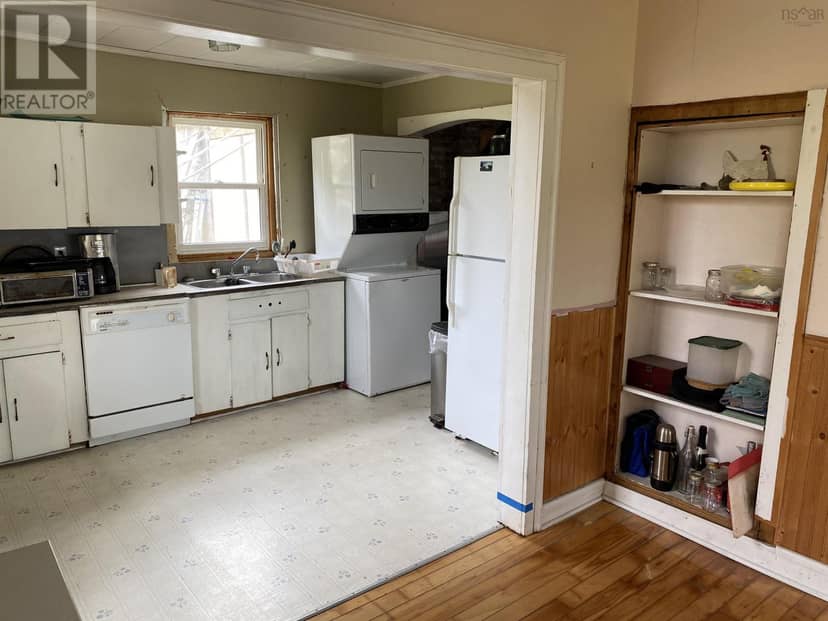 230 Water Street — photo 11 of 24