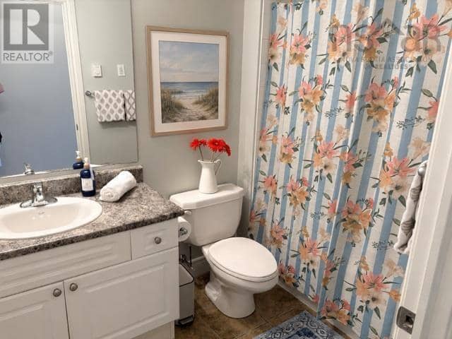 104 53 Bedros Lane — photo 22 of 40