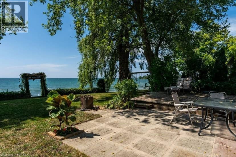 2592 LAKESHORE Road — photo 7 of 40