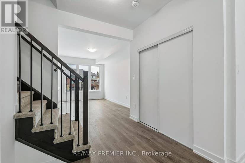 29 Lyall Stokes Circle — photo 7 of 40