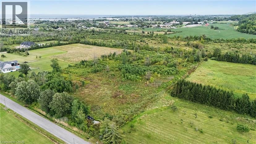 110 JONES Road, Stoney Creek, photo 2