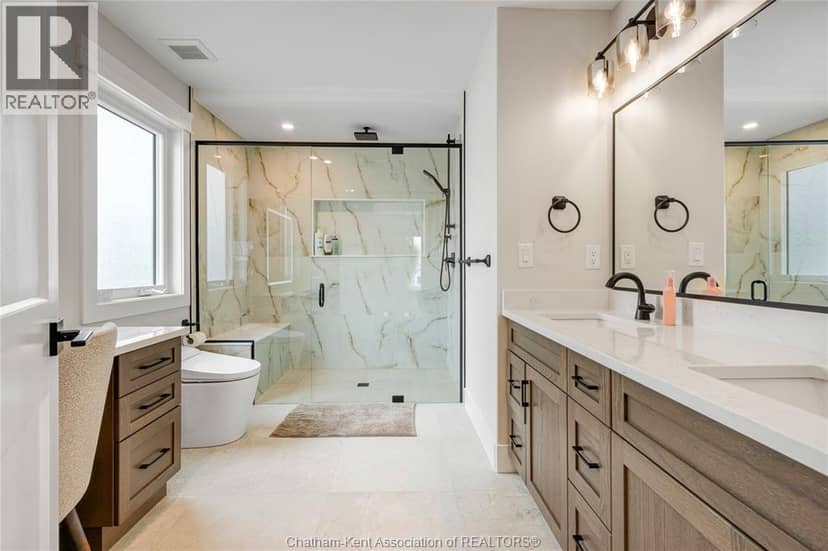 42 Rosewood Crescent — photo 24 of 40