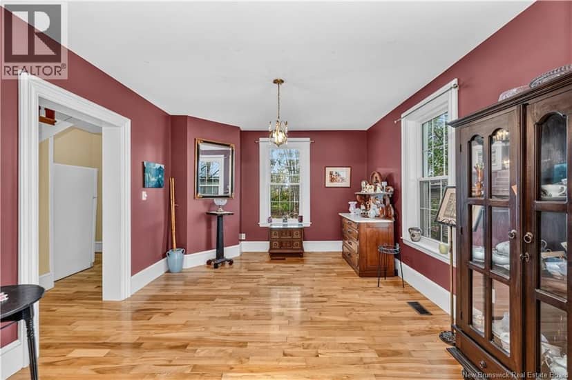 24 Mill St — photo 12 of 40