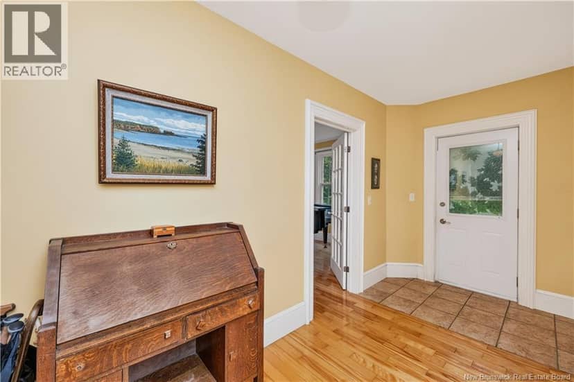 24 Mill St, Hillsborough, photo 8