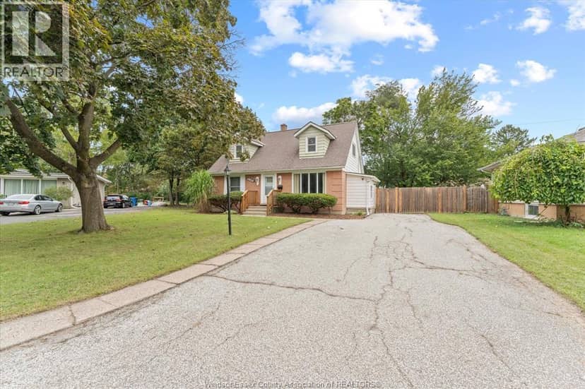 4050 Eden Drive — photo 4 of 40