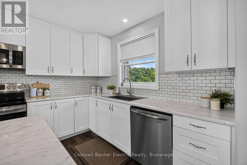 548 Tiffen Road, Marmora and Lake, photo 7