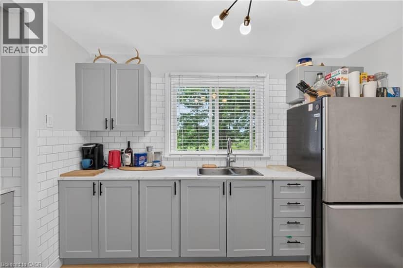 258 LYNDEN Road — photo 33 of 40