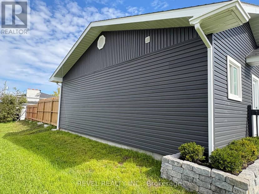 294 Chabot Crescent — photo 34 of 34