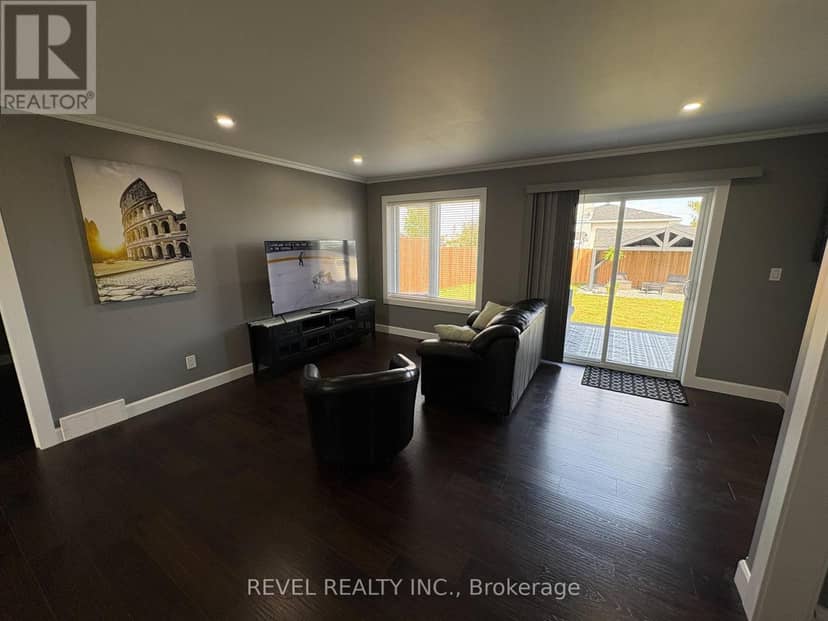 294 Chabot Crescent — photo 9 of 34