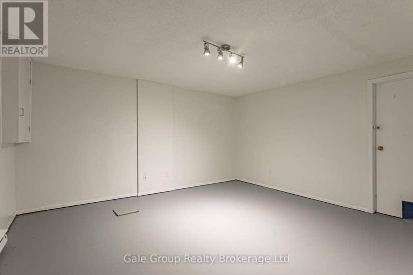 4 - 370 Springbank Avenue — photo 18 of 26