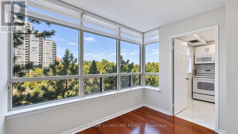 411 - 7 Bishop Avenue, Toronto