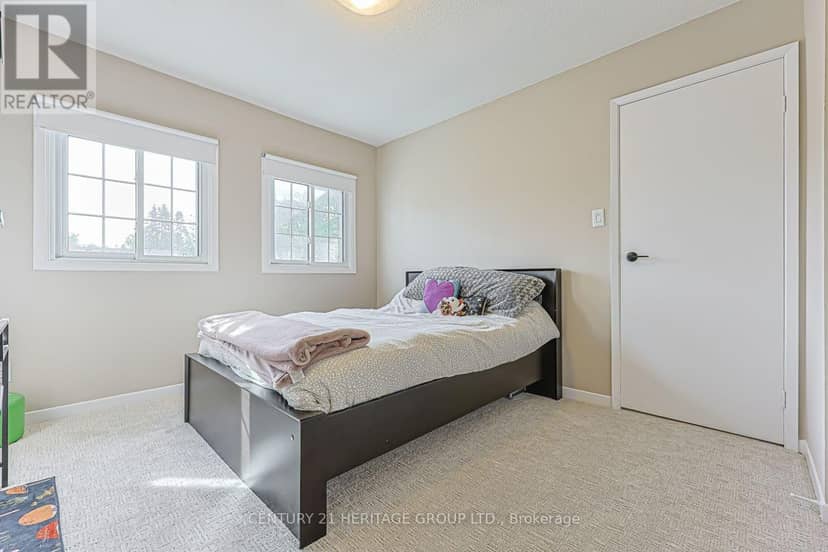 66 Howlett Avenue — photo 25 of 40
