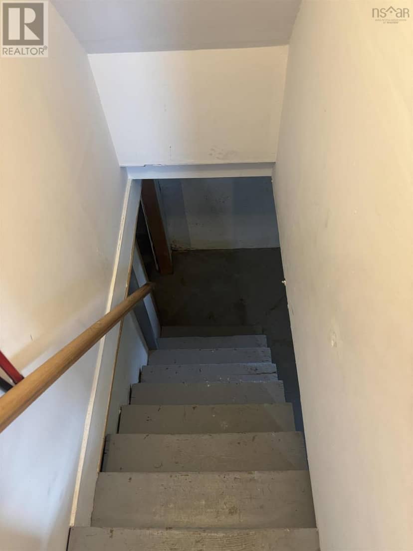 49 Mechanic Street — photo 9 of 15