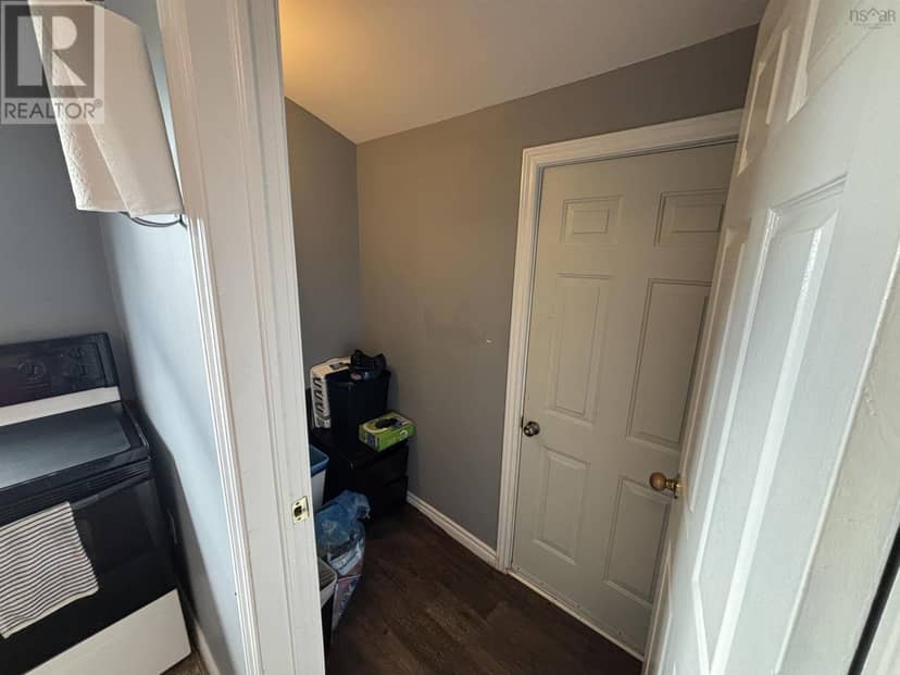 49 Mechanic Street, Trenton, photo 8