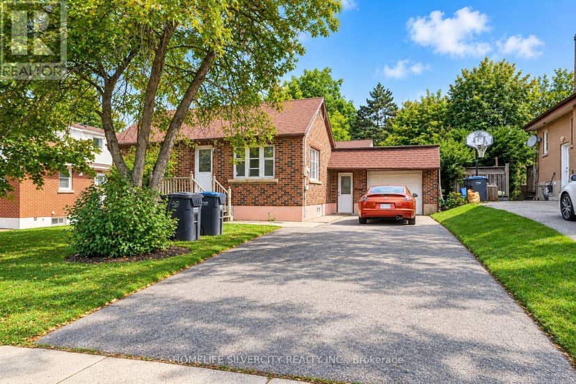 30 Woodward Avenue — photo 2 of 16