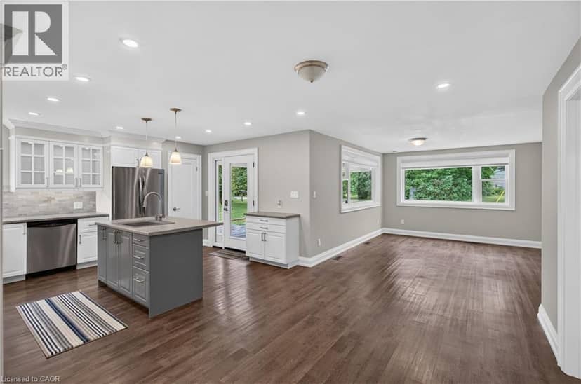 258 LYNDEN Road — photo 9 of 40