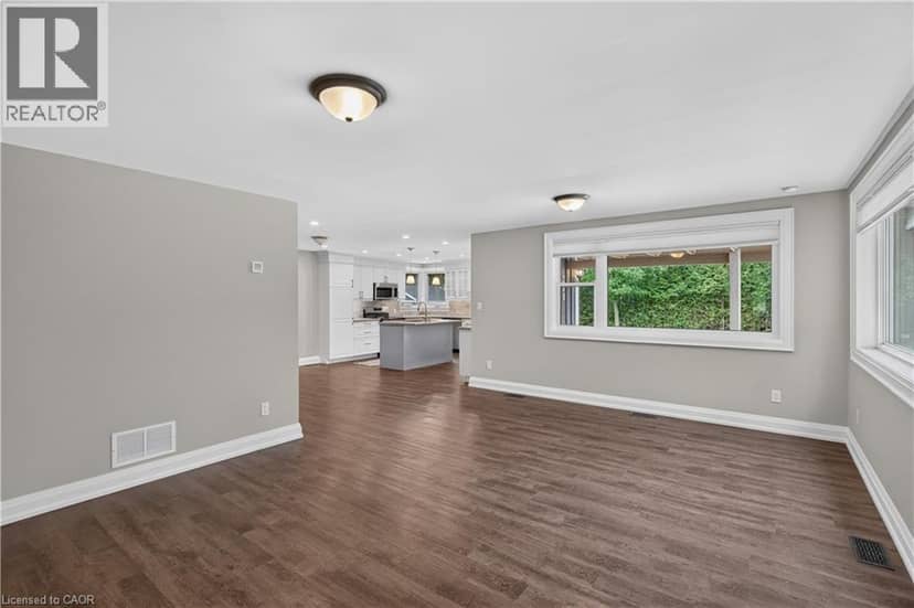 258 LYNDEN Road — photo 8 of 40