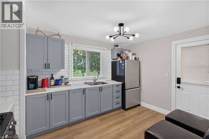 258 LYNDEN Road — photo 33 of 40