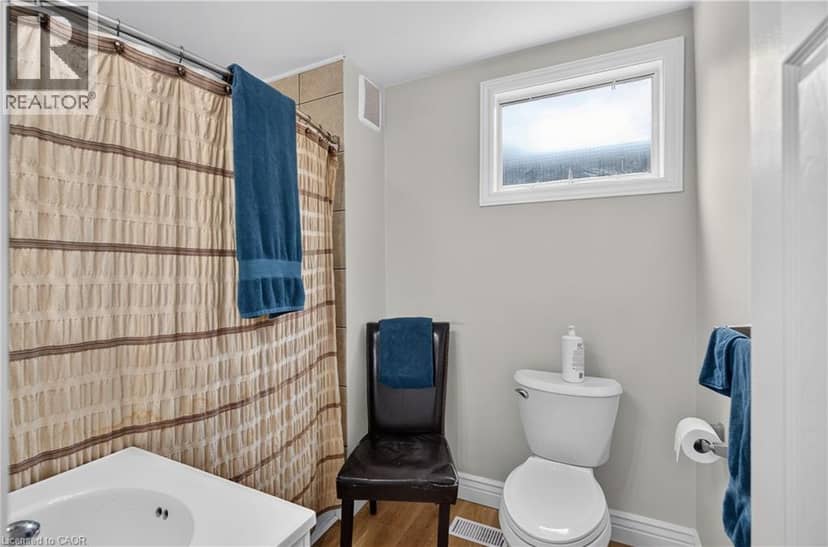 258 LYNDEN Road — photo 35 of 40